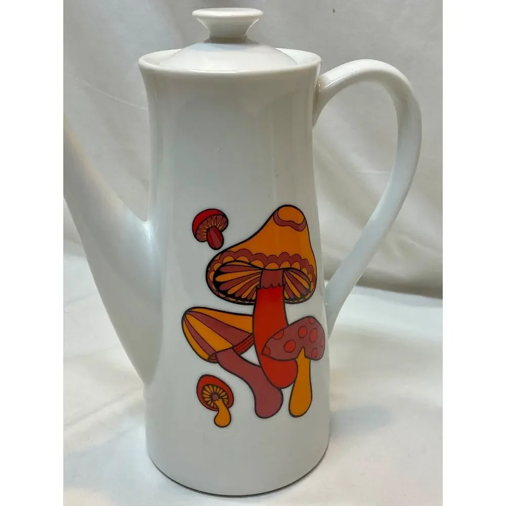 Vintage '70s Coffee/Tea Pot Mushroom Motif 10